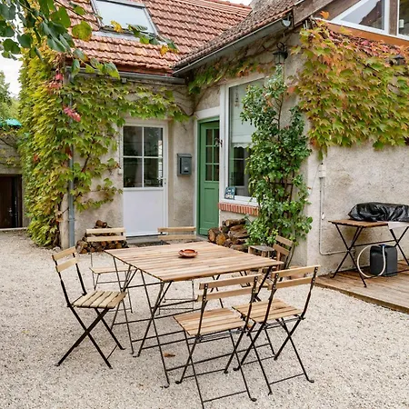 Grande Maison - 3 Et Jardin * Creuzier-le-Neuf