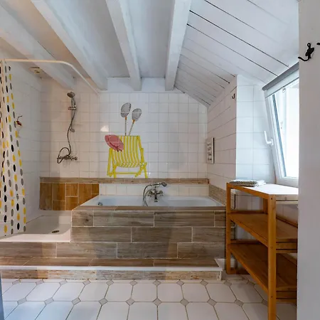 Grande Maison - 3 Et Jardin * Creuzier-le-Neuf