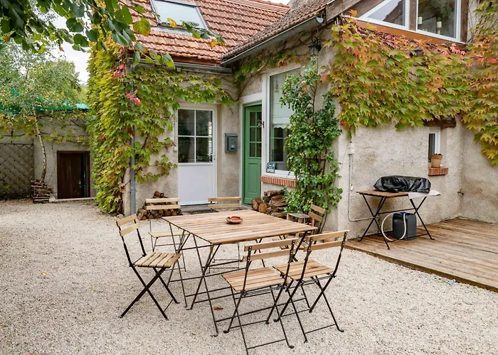 Grande Maison - 3 Et Jardin * Creuzier-le-Neuf