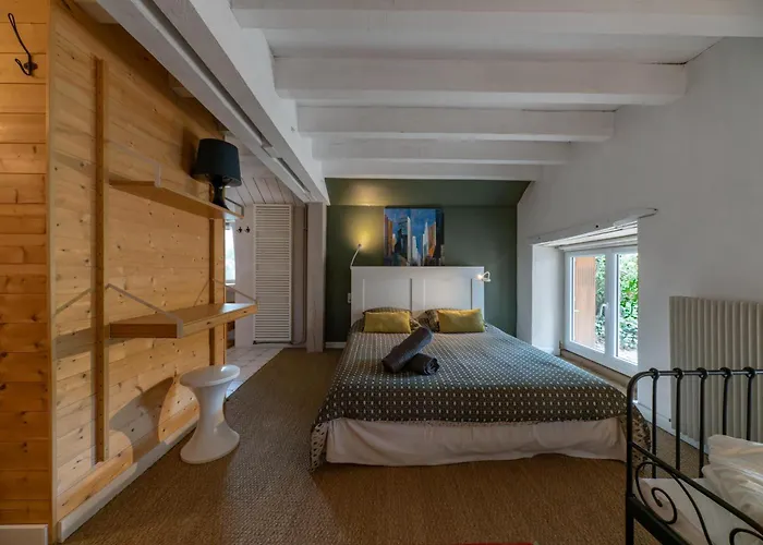 Grande Maison - 3 Et Jardin Villa *