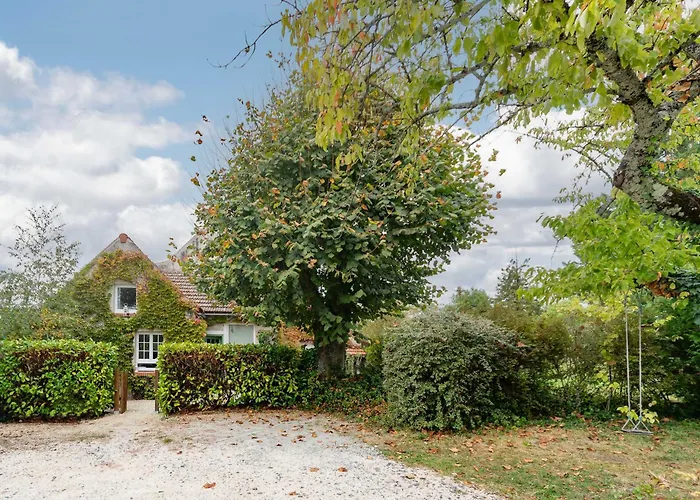 Grande Maison - 3 Et Jardin *